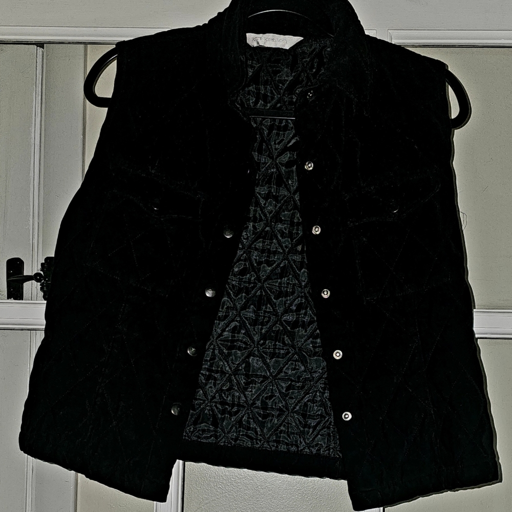 Gorgeous and soft lined sleeveless vest